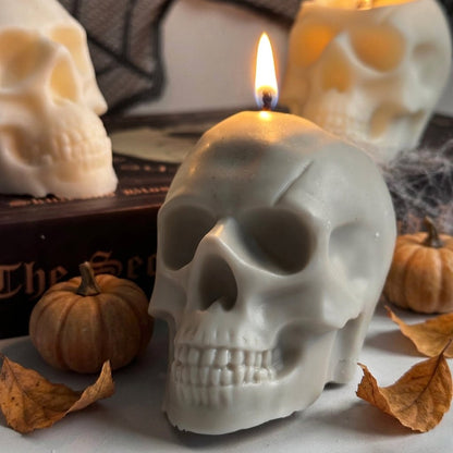Detalle de Vela Calavera Clásica para Halloween