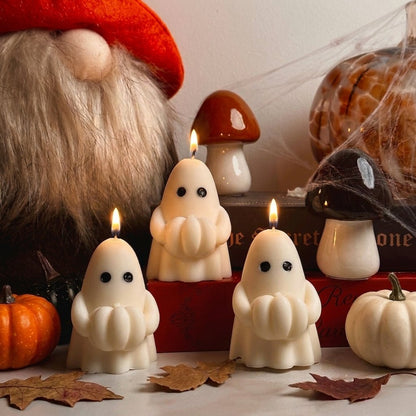 Vela Fantasma Clásico con Calabaza en ambiente otoñal